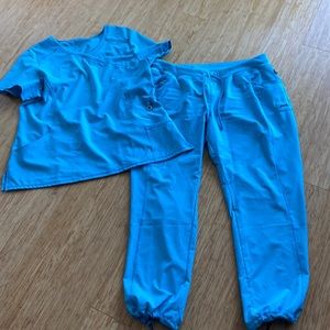 Scrubs by Cherokee Infinity